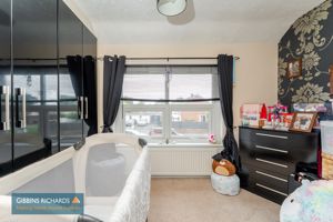 Bedroom- click for photo gallery